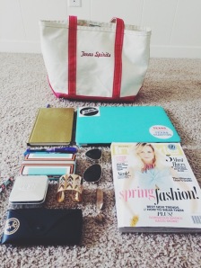 Just a look inside my Tuesday and Thursday bag. (Source: www.tumblr.com)